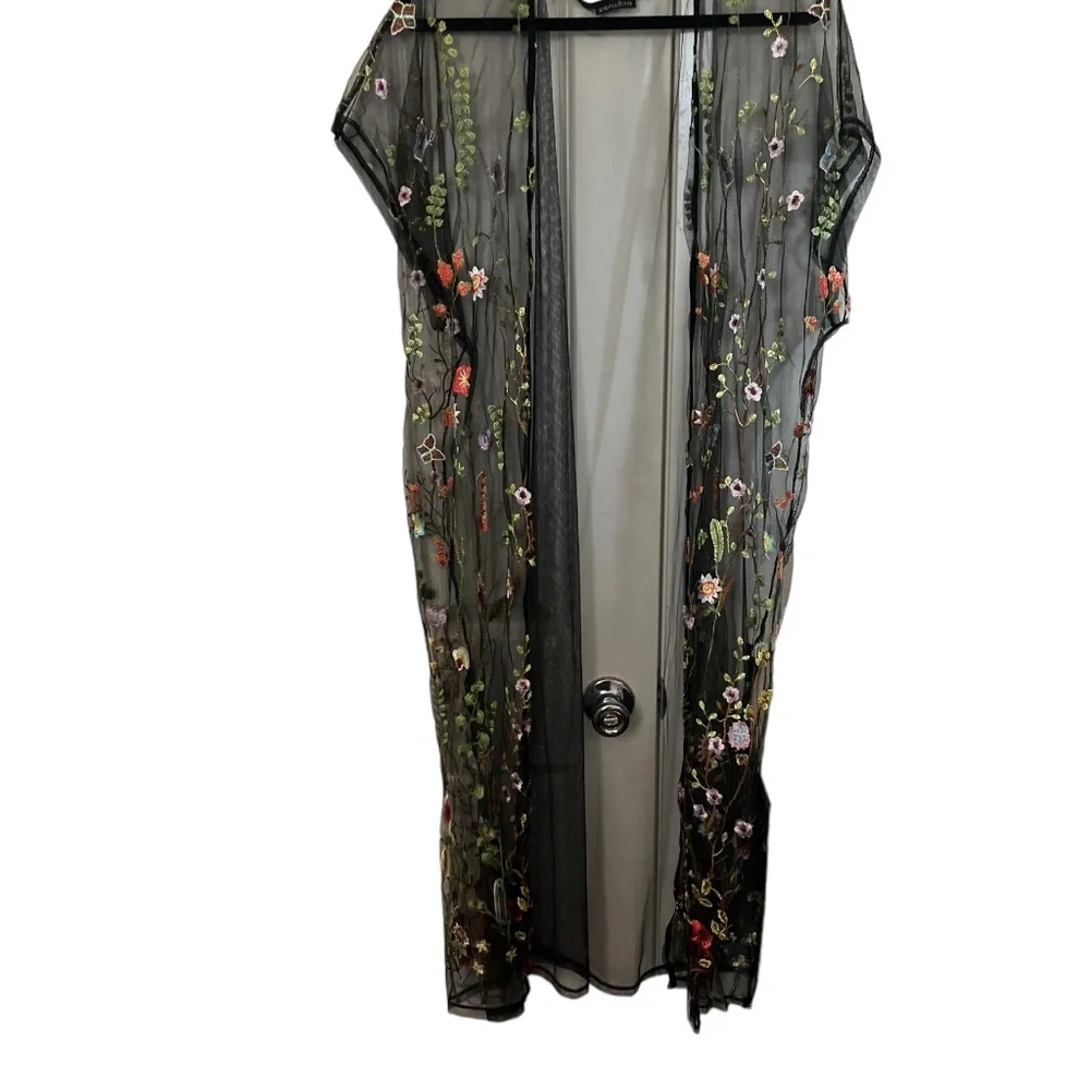 Sheer floral cover up - Picture 3 of 5